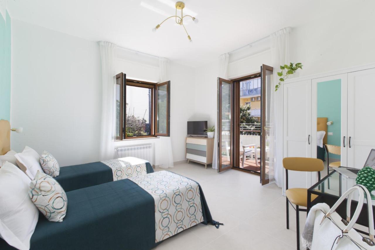 Estate4Home - Casa Luigino Сант'Анджелло Экстерьер фото